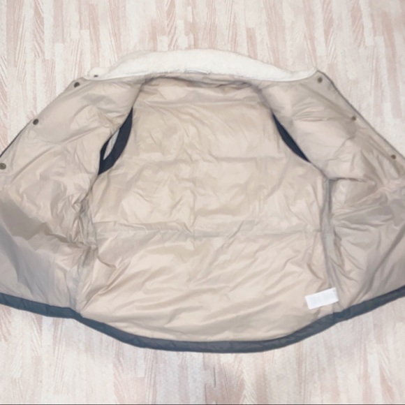 Carve Designs Gray and Green Vest - Picture 6 of 8